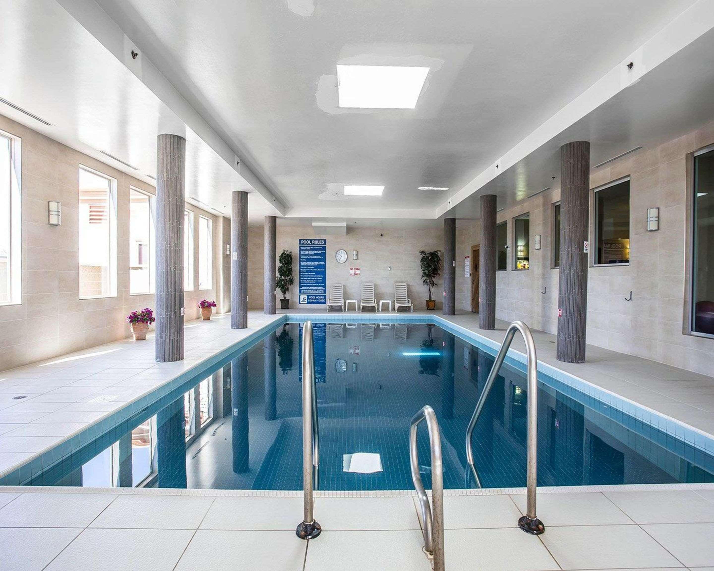 Timberlea Comfort Hotel Bayer'S Lake מראה חיצוני תמונה
