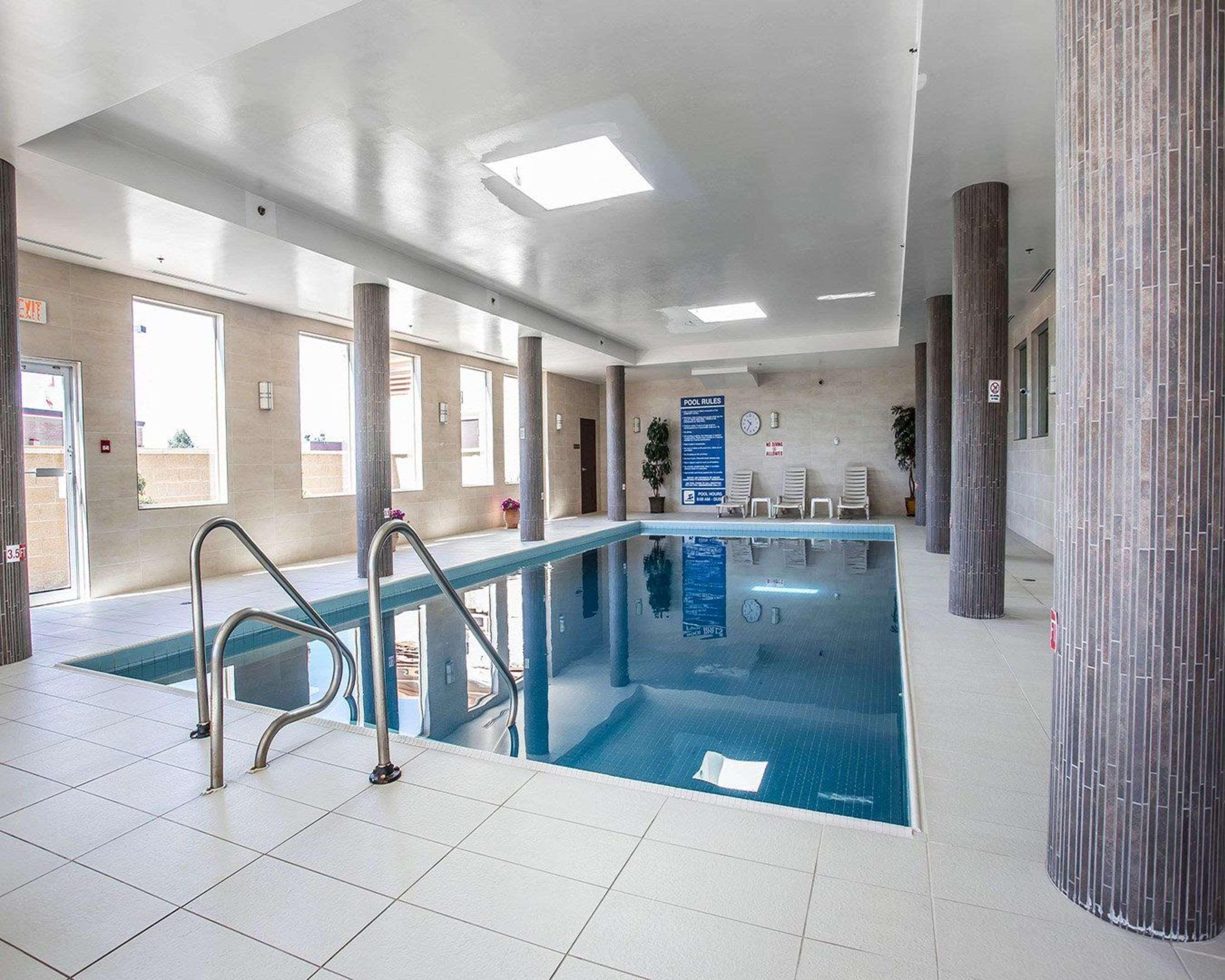 Timberlea Comfort Hotel Bayer'S Lake מראה חיצוני תמונה