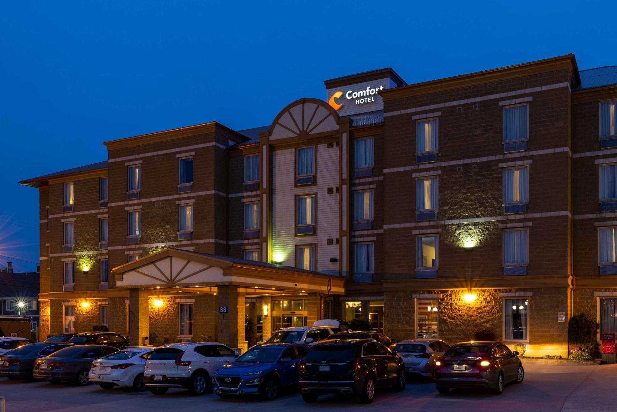 Timberlea Comfort Hotel Bayer'S Lake מראה חיצוני תמונה